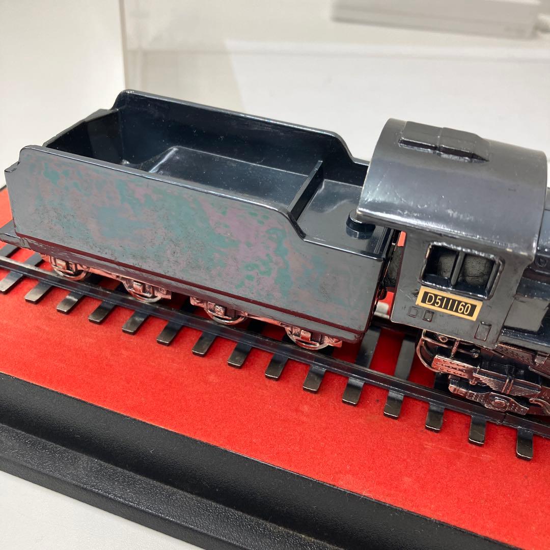 D51形蒸気機関車(1/70模型) 金属製 アクリルケース付き D51形蒸気機関車(1/70模型) 金属製 アクリルケース付き D51型蒸気