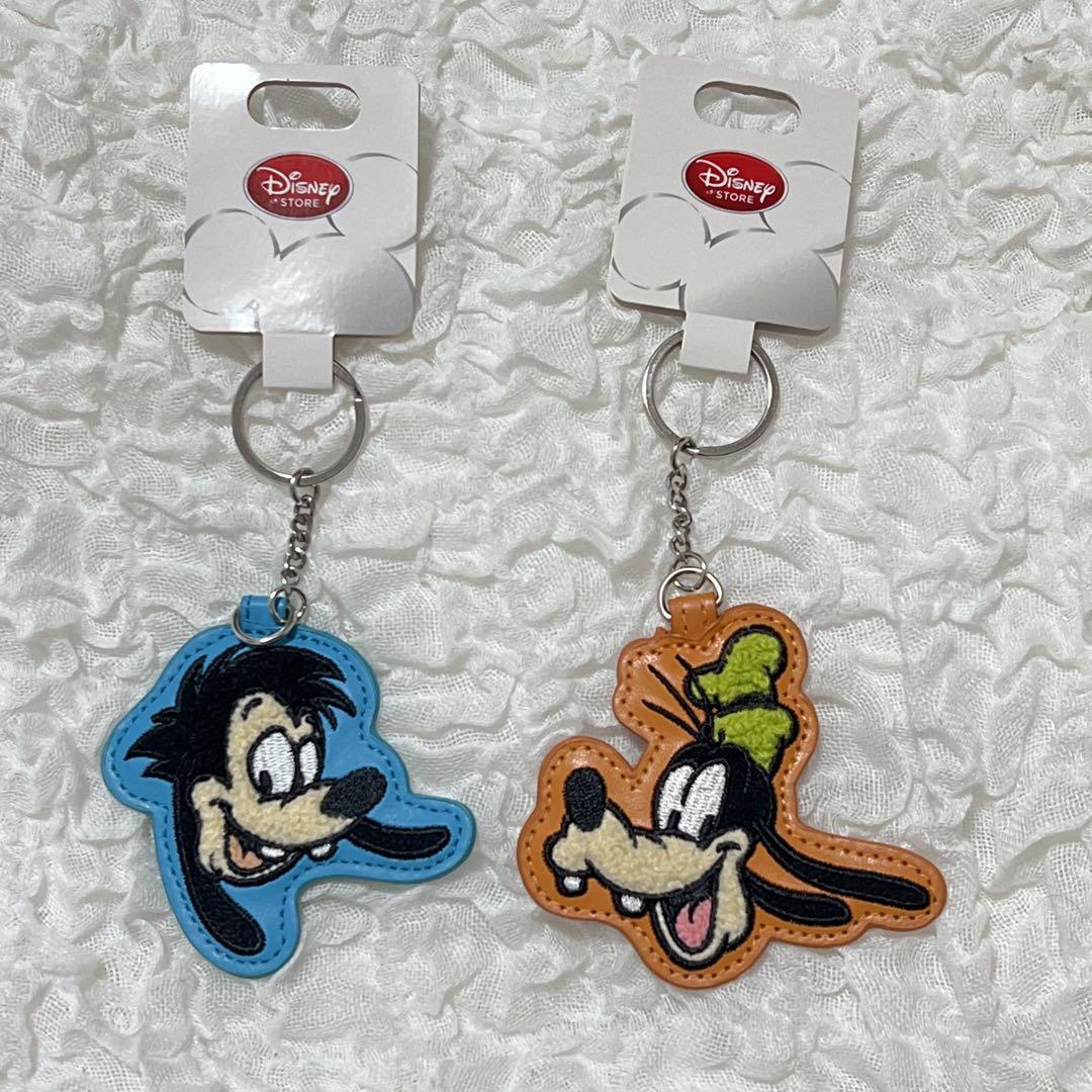 ディズニーストア グーフィー マックス キーホルダーセット