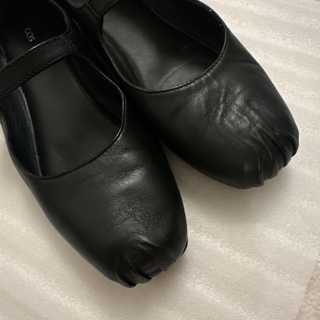COS プリーツレザー メリージェーンバレエフラット