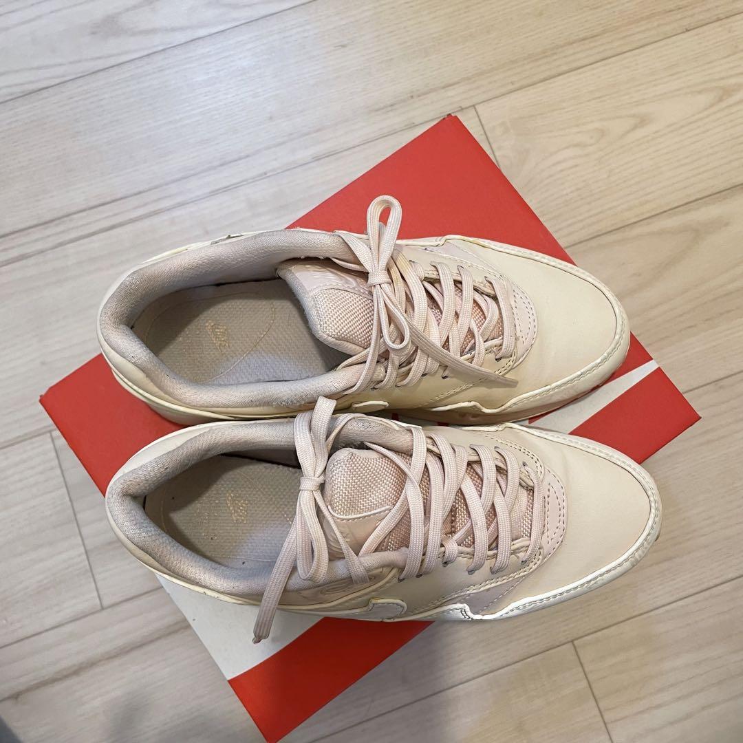 NIKE エアマックス　ピンク