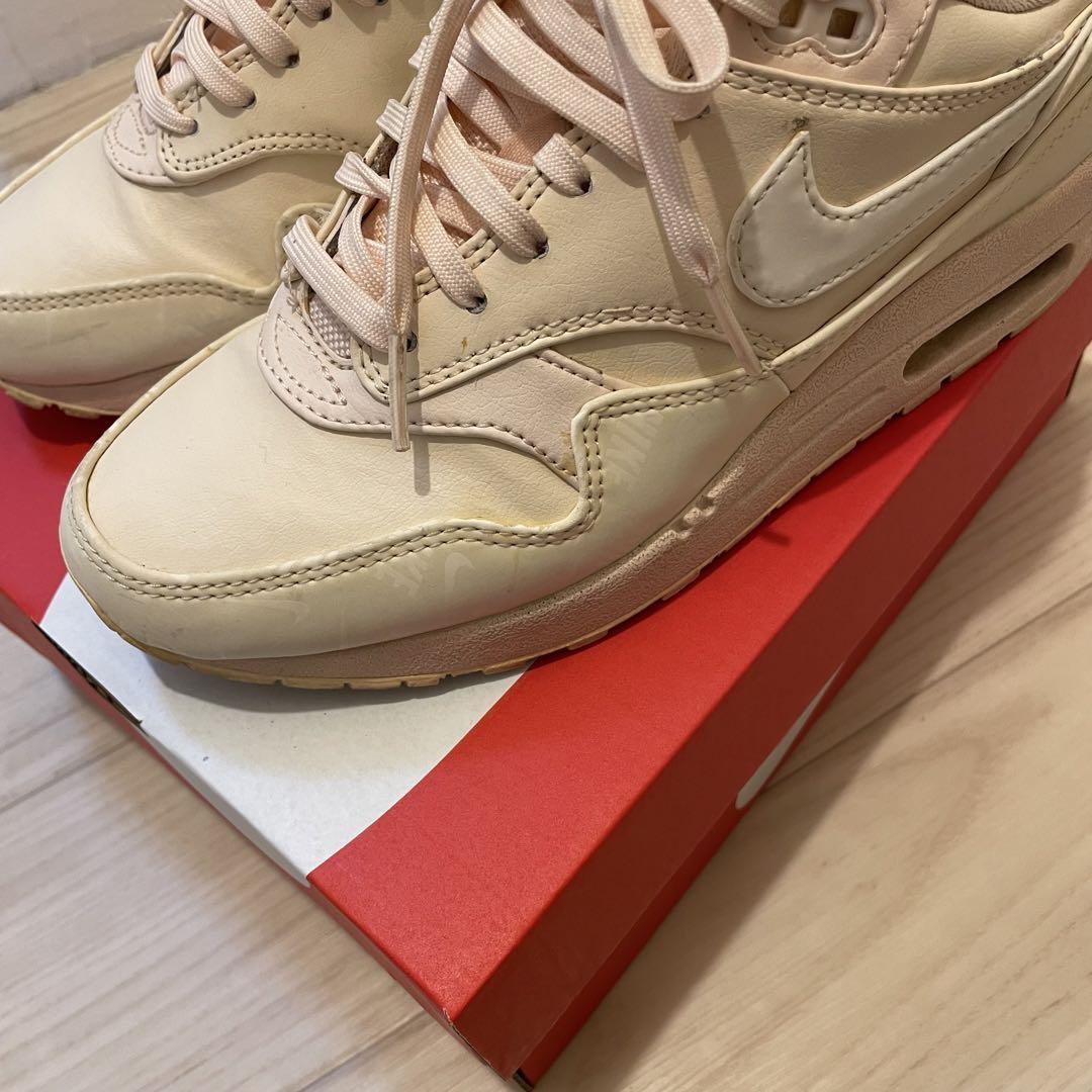 NIKE エアマックス　ピンク