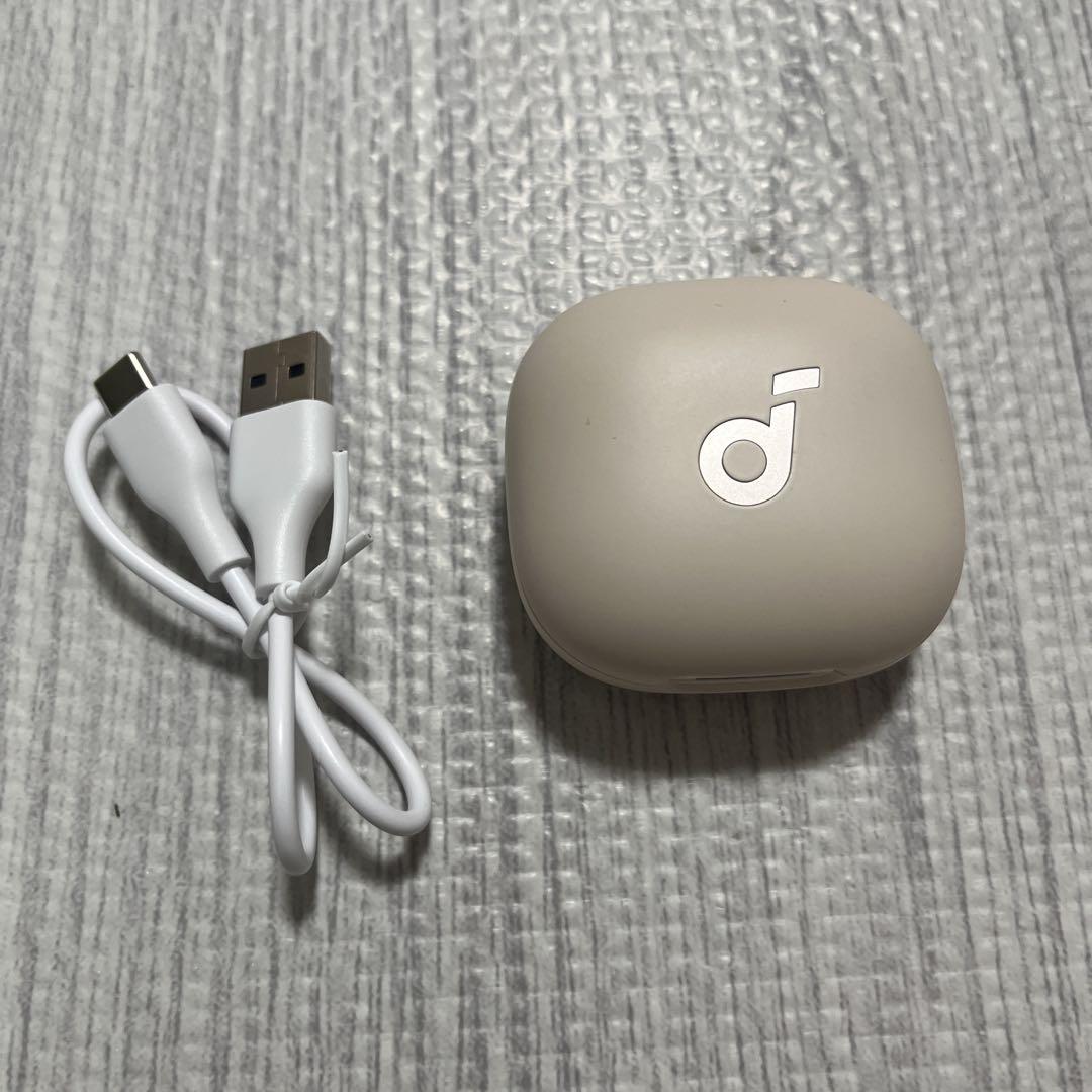 Anker p40i オフホワイト