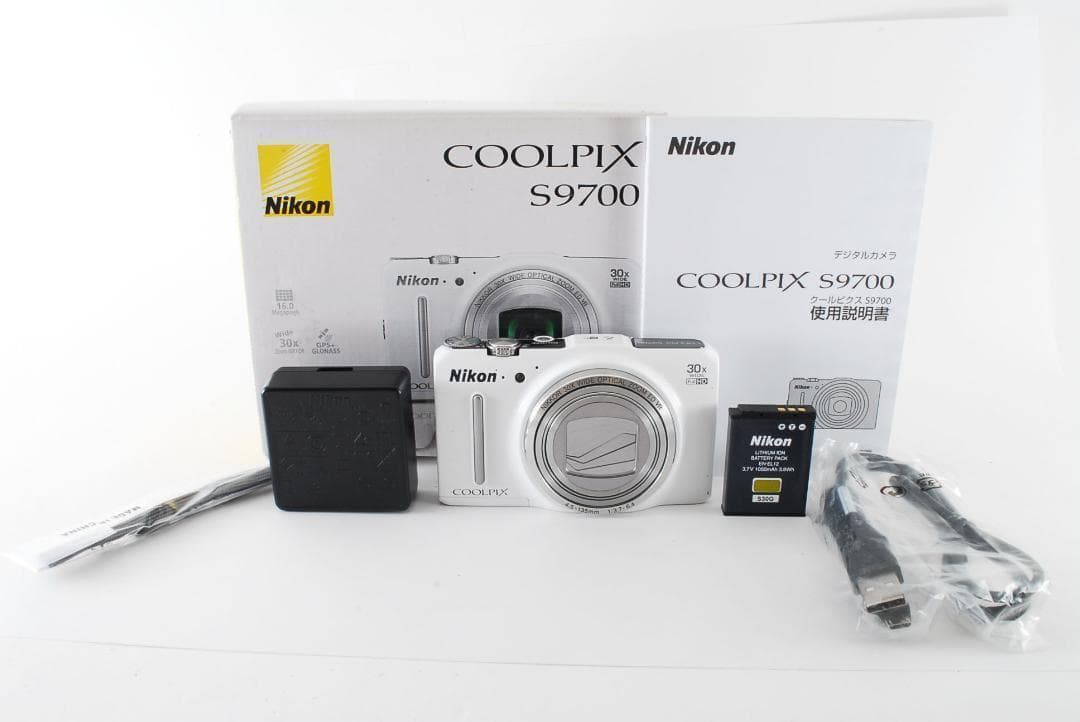 大割引 Nikon COOLPIX S9700 ホワイト デジタルカメラ デジタルカメラ