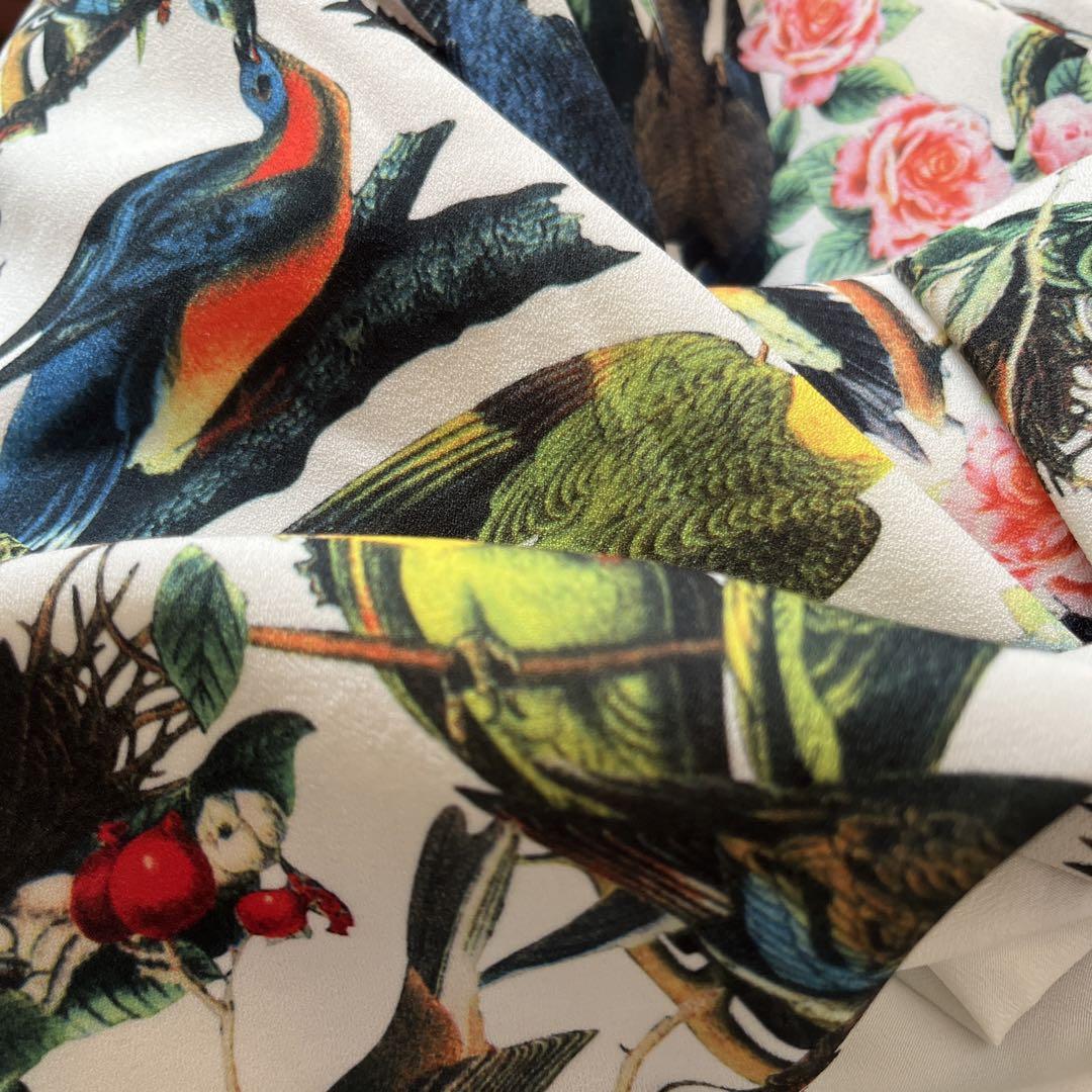 総柄 最終セール Darling London ダーリン タンクトップ 鳥 花 総柄 最終セール Darling London ダーリン タンクトップ 鳥 花