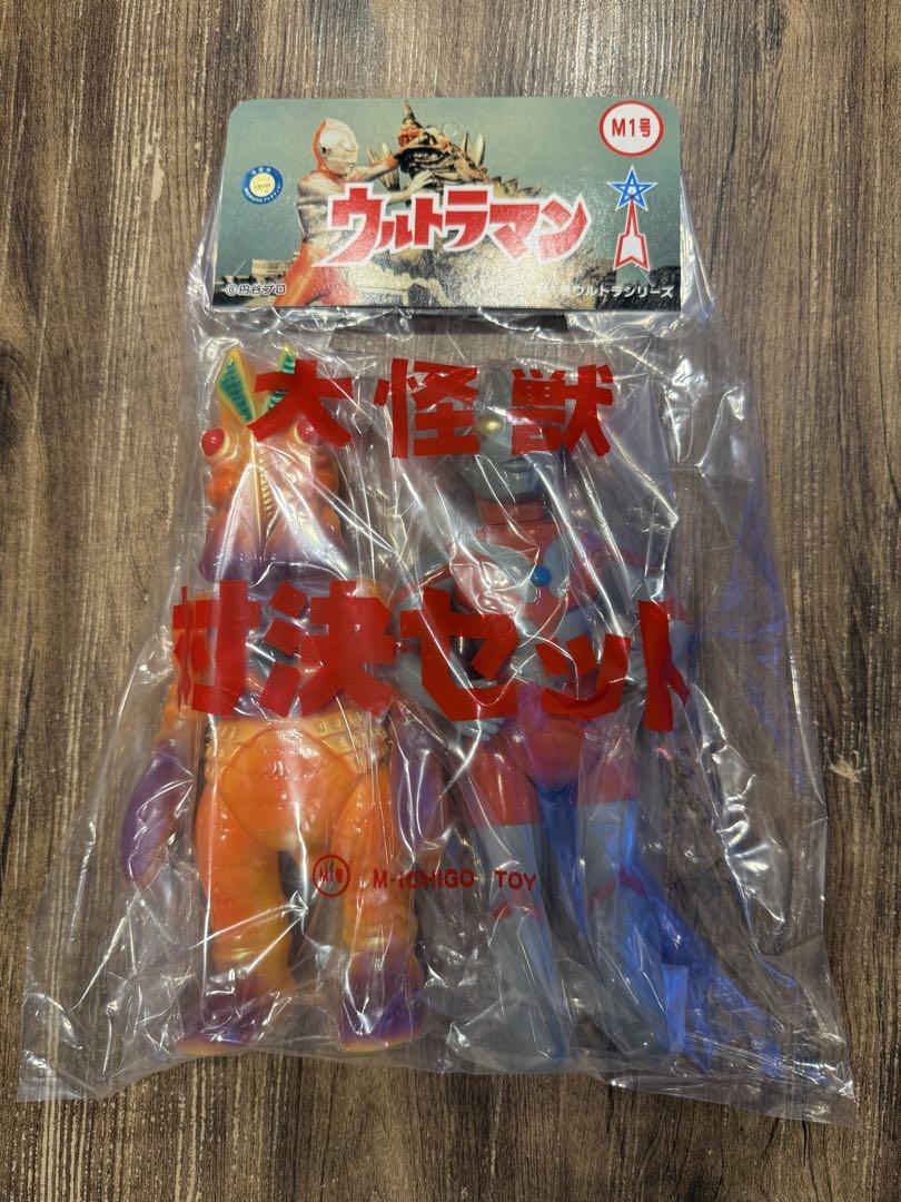 M1号 大怪獣対決セット ウルトラマン（Bタイプ）VSバルタン星人（二代目）