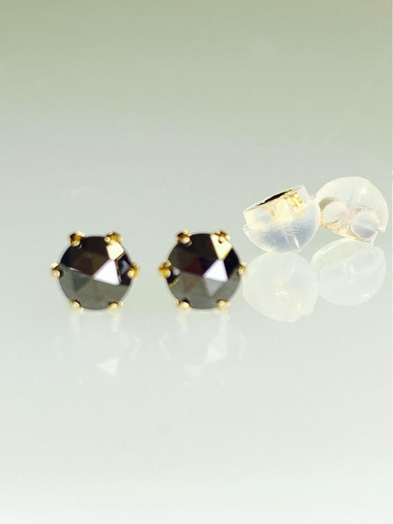 k18ブラックダイヤモンドピアス