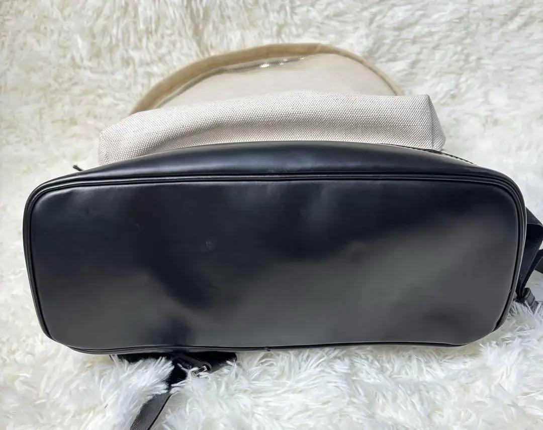 美品✨バレンシアガ リュック 白 ラウンドジップ キャンバス 392007