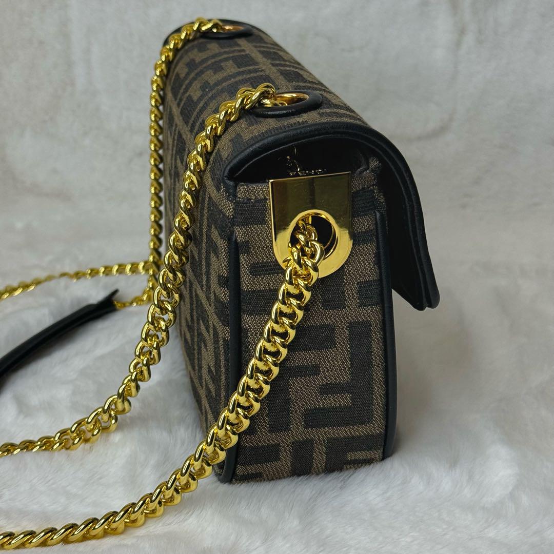 ✨超人気✨FENDI フェンディ ショルダーバッグ 画像4