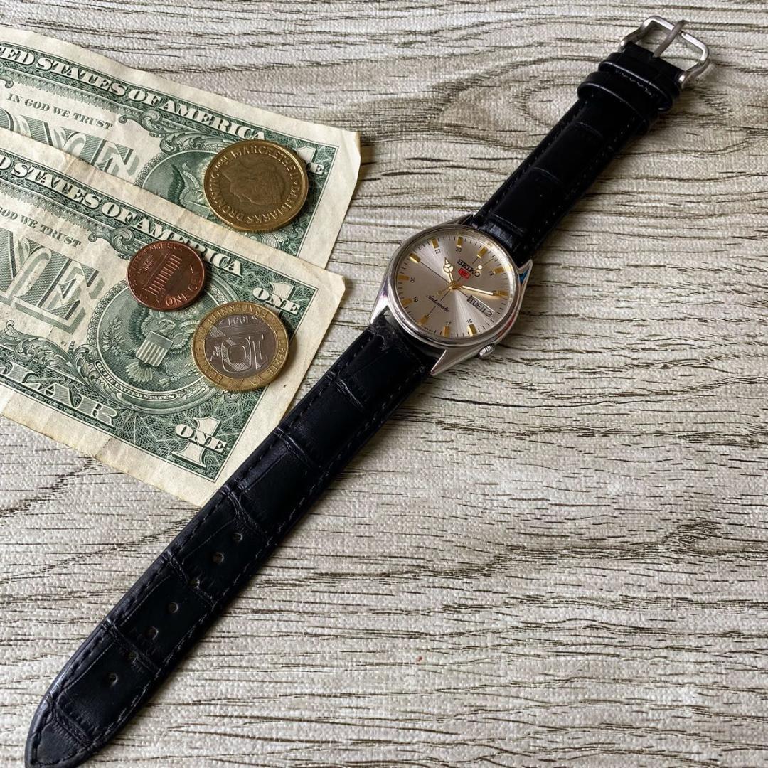 ベルギー製 【かっこいい】セイコー5 メンズ腕時計 シルバー 自動巻き