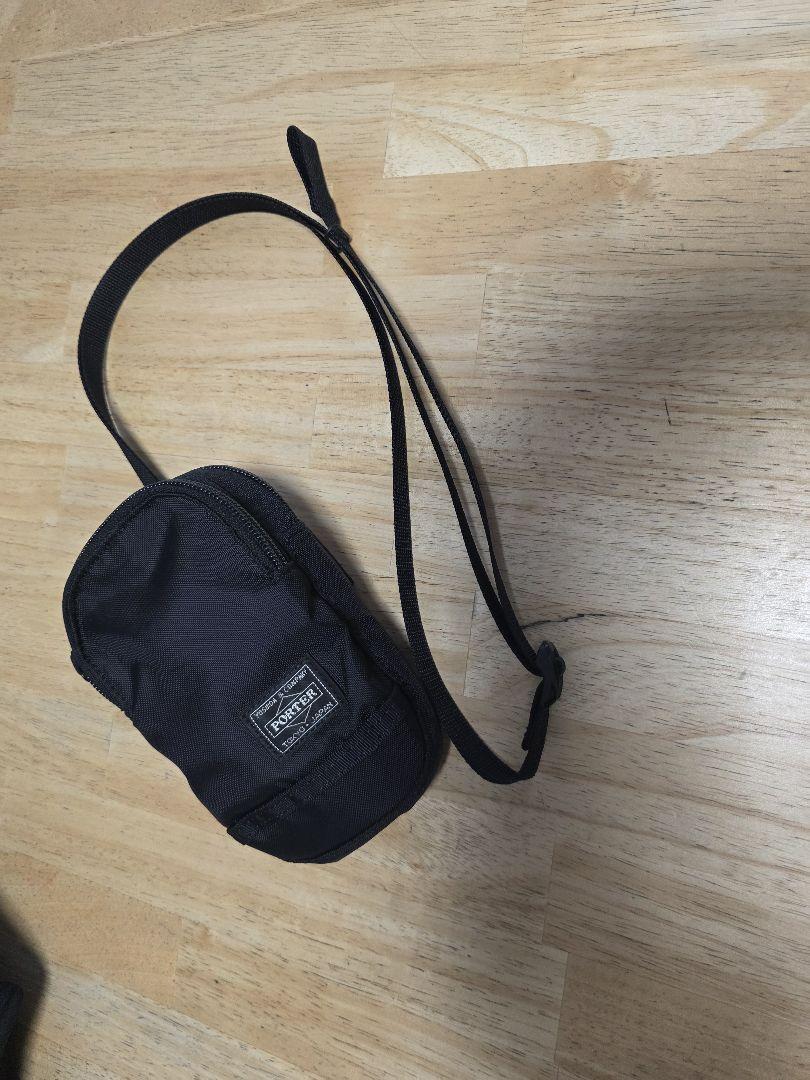 ポーター フラッシュ ショルダーポーチ 689-05945　PORTER