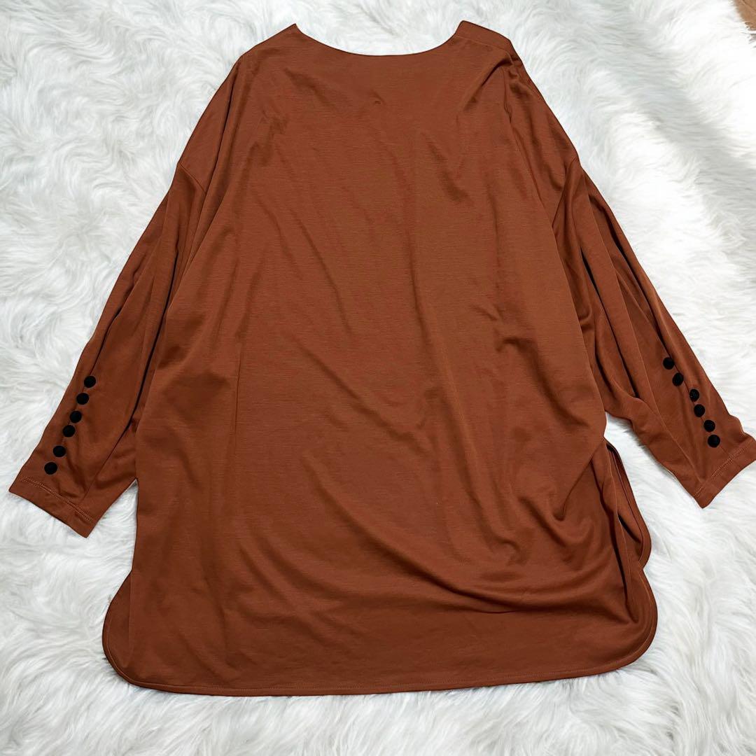 【美品】Mame Kurogouchi マメクロゴウチ　ブラウス　Vネック