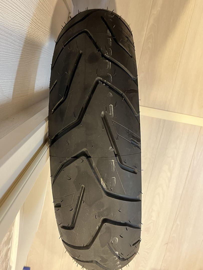 走行距離50Km以下美品　BATTLAX ADVENTURE A41 前後セット