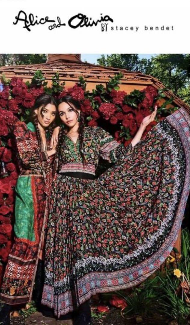 【Alice+Olivia】プリーツミニスカート ルネッサンス 風景柄 Amazon.co.jp: alice+olivia メガネ柄 ジャガード フレア
