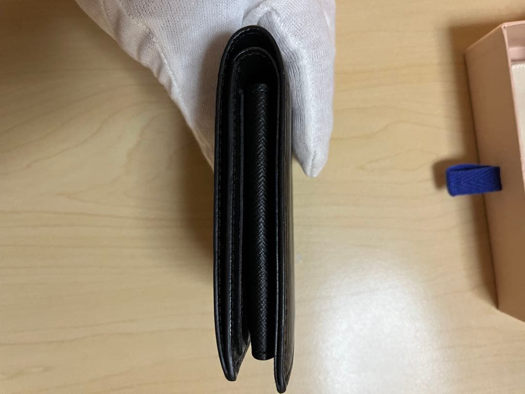 ルイヴィトン　ポルトフォイユマルコNM エピ　二つ折り財布