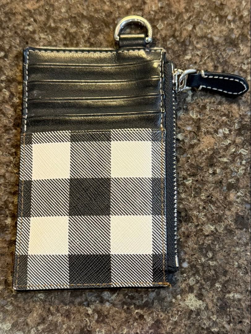 Burberry バーバリー カードケース ネックストラップ付き パスケース Burberry バーバリー カードケース ネックストラップ付き パスケース