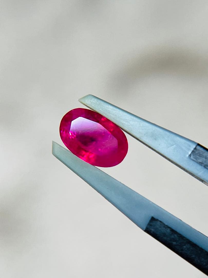 鑑別付き　天然ルビー　ルース　天然石