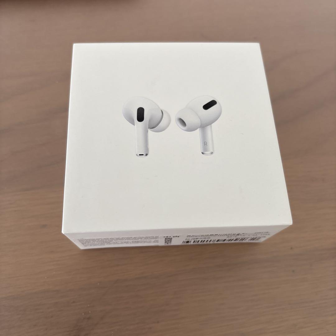 AirPods Pro 第一世代 本体 充電ケース付き - メルカリ