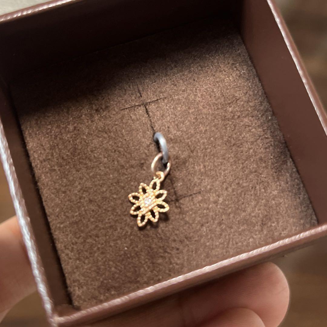 アガット　agate チャーム　花　美品