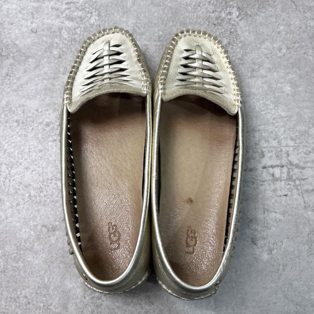 レア UGG アグ モカシン ゴールド 23.5cm スリッポン 編み込みす