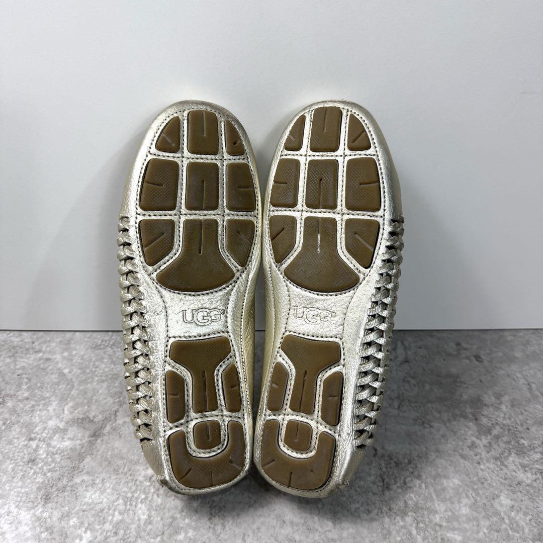 レア UGG アグ モカシン ゴールド 23.5cm スリッポン 編み込みす