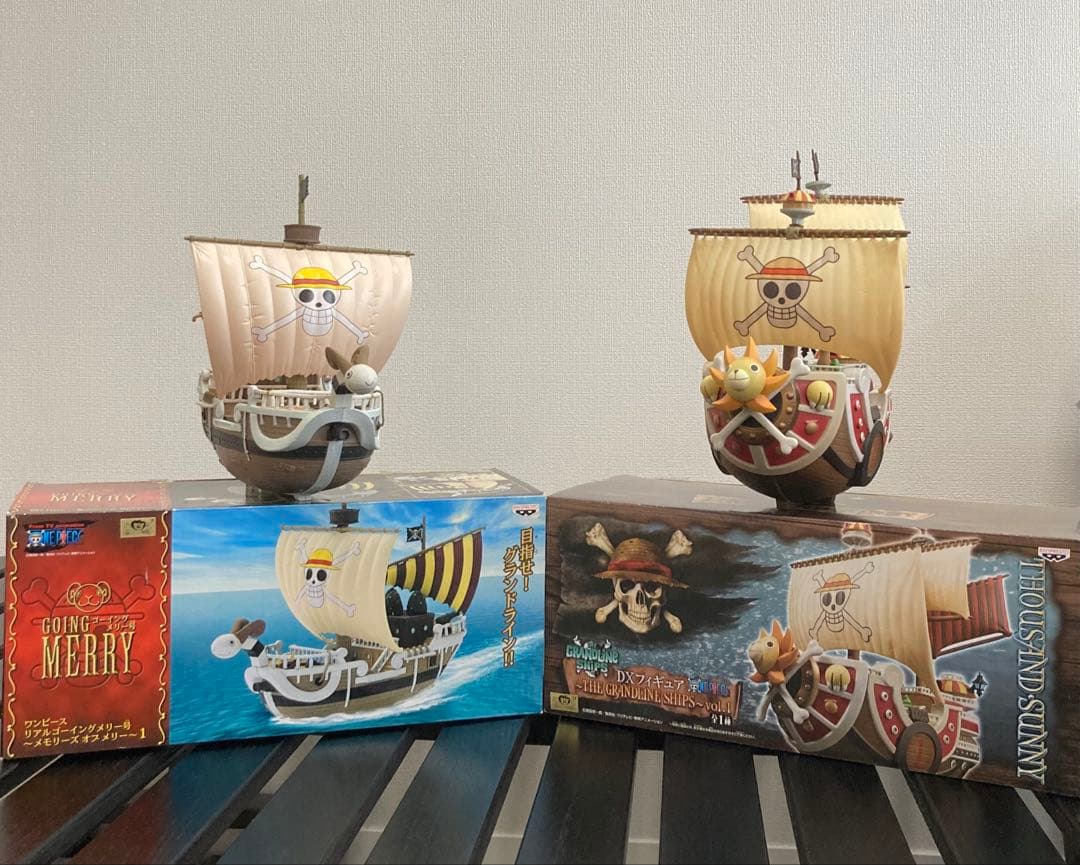 ワンピース フィギュア ゴーイングメリー号 サウザンドサニー号 フィギュア目立った傷や汚れなし