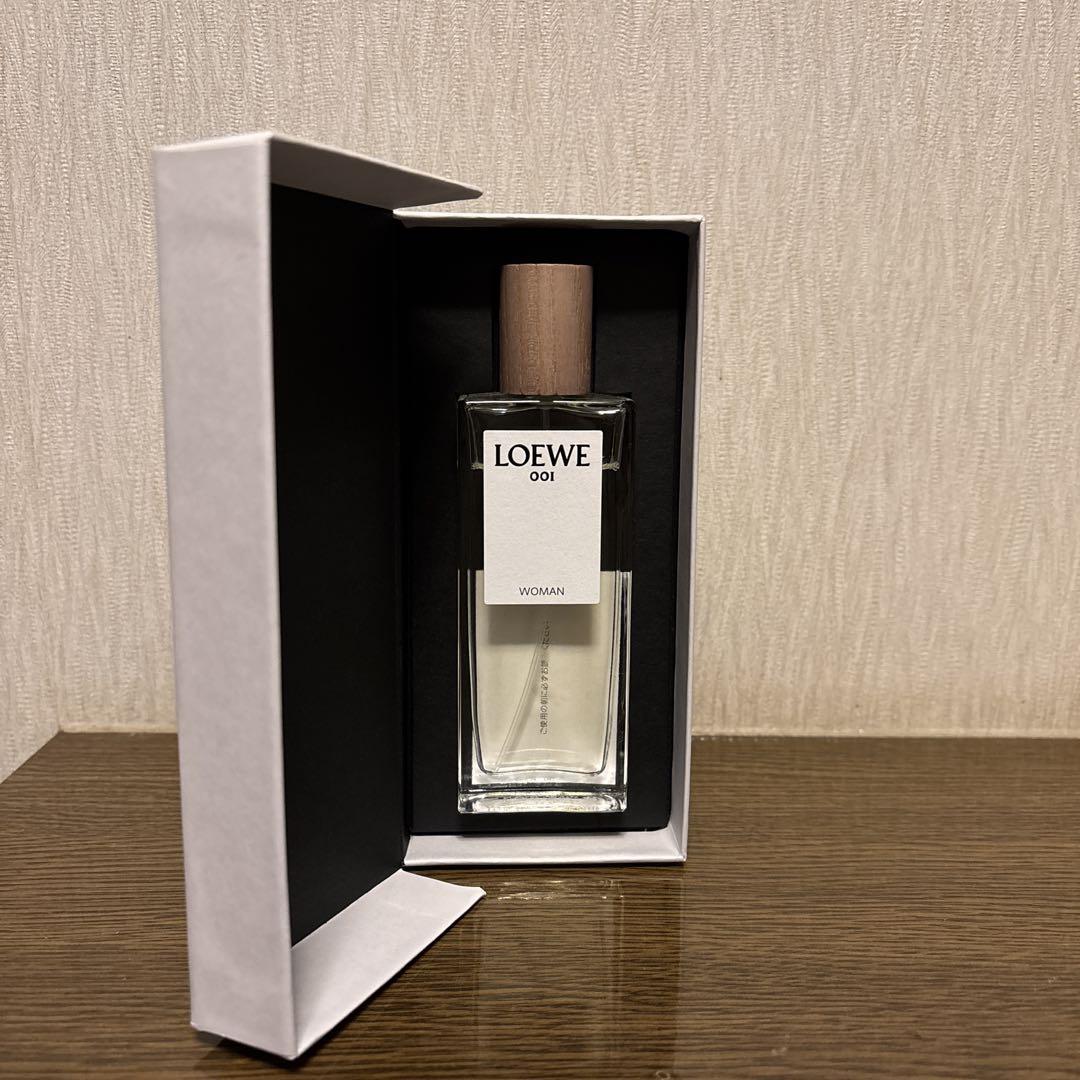 LOEWE 001 WOMAN Eau de Parfum 50ML安い