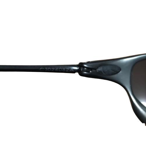 OAKLEY