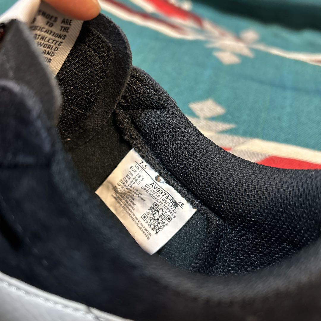 Nike スエード ブラック スニーカー