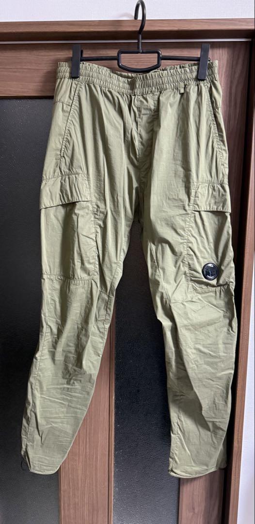 Cp company オリーブ　ナイロン