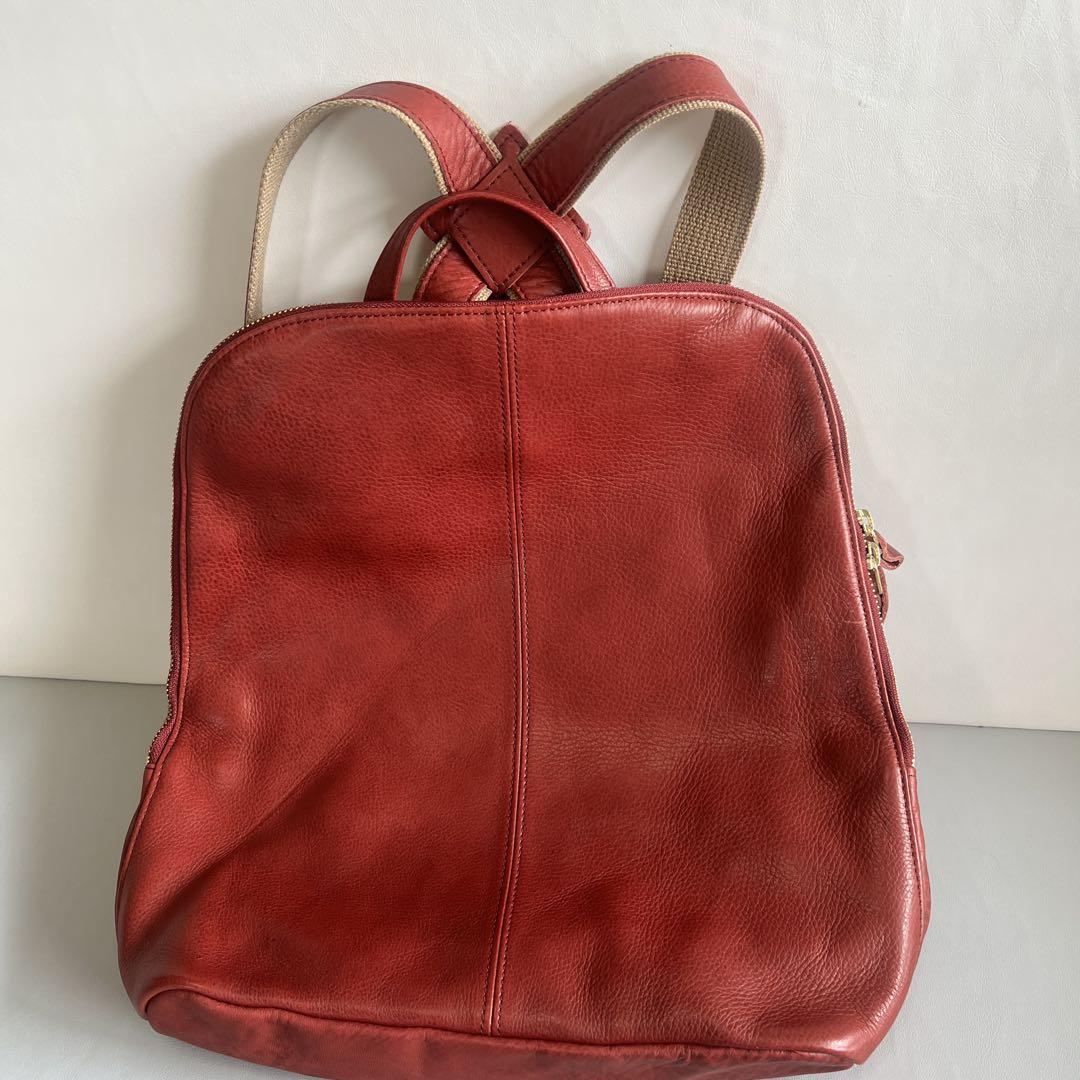 新品未使用　Genova リュック　バッグ　本革 4,600円