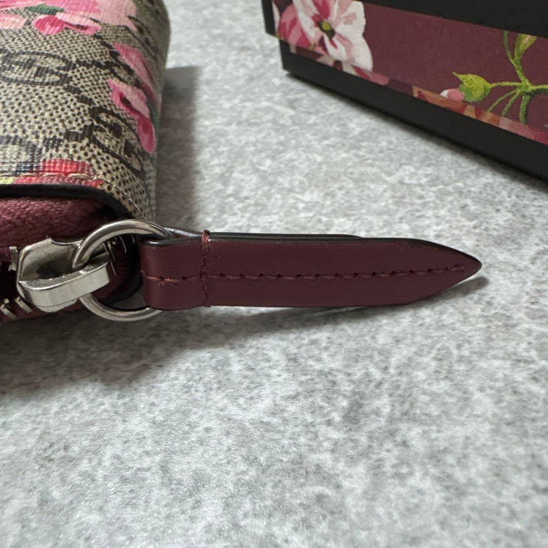 ✨箱付き美品✨グッチ　ケース　小銭入れ　フローラ　花　ブルームス　GG