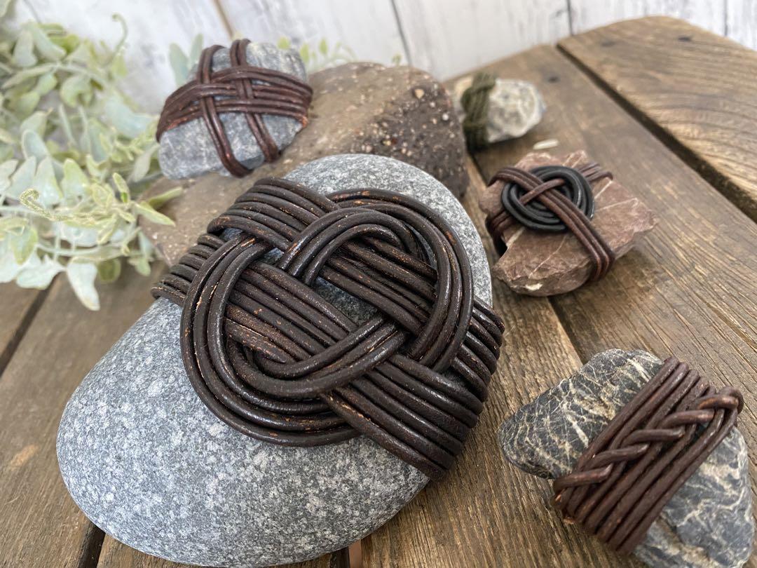 関守石】革紐 ハンドメイド 石ころ stone 置物 インテリアセット