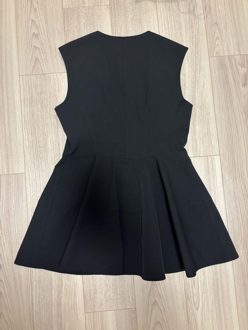 ⭐︎美品⭐︎maison de Dolce. メゾンドドルチェ ペプラムジレ