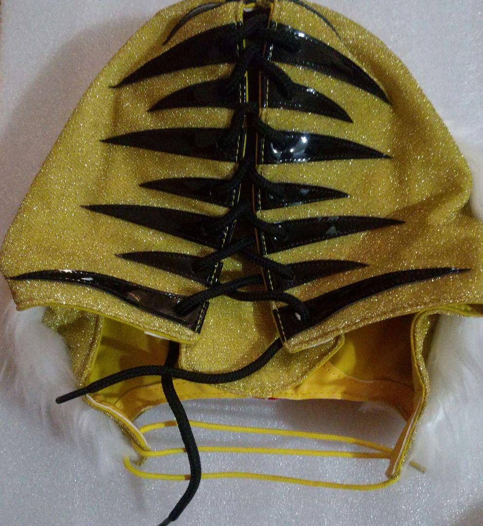 新日本プロレスくじ 特賞初代タイガーマスクレプリカ - メルカリ