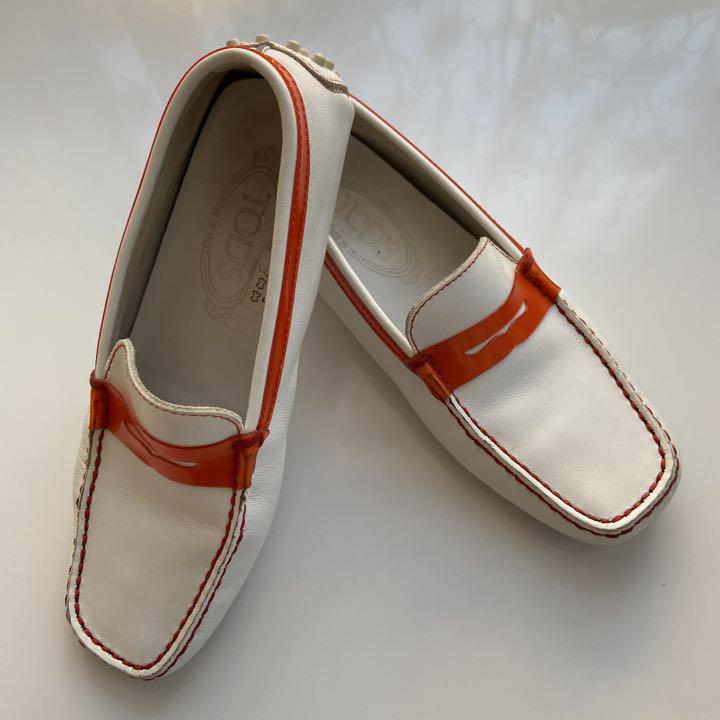 日本最大の 【 Tod´s 180 TOD´S ドライビングシューズ 】23㎝ 靴