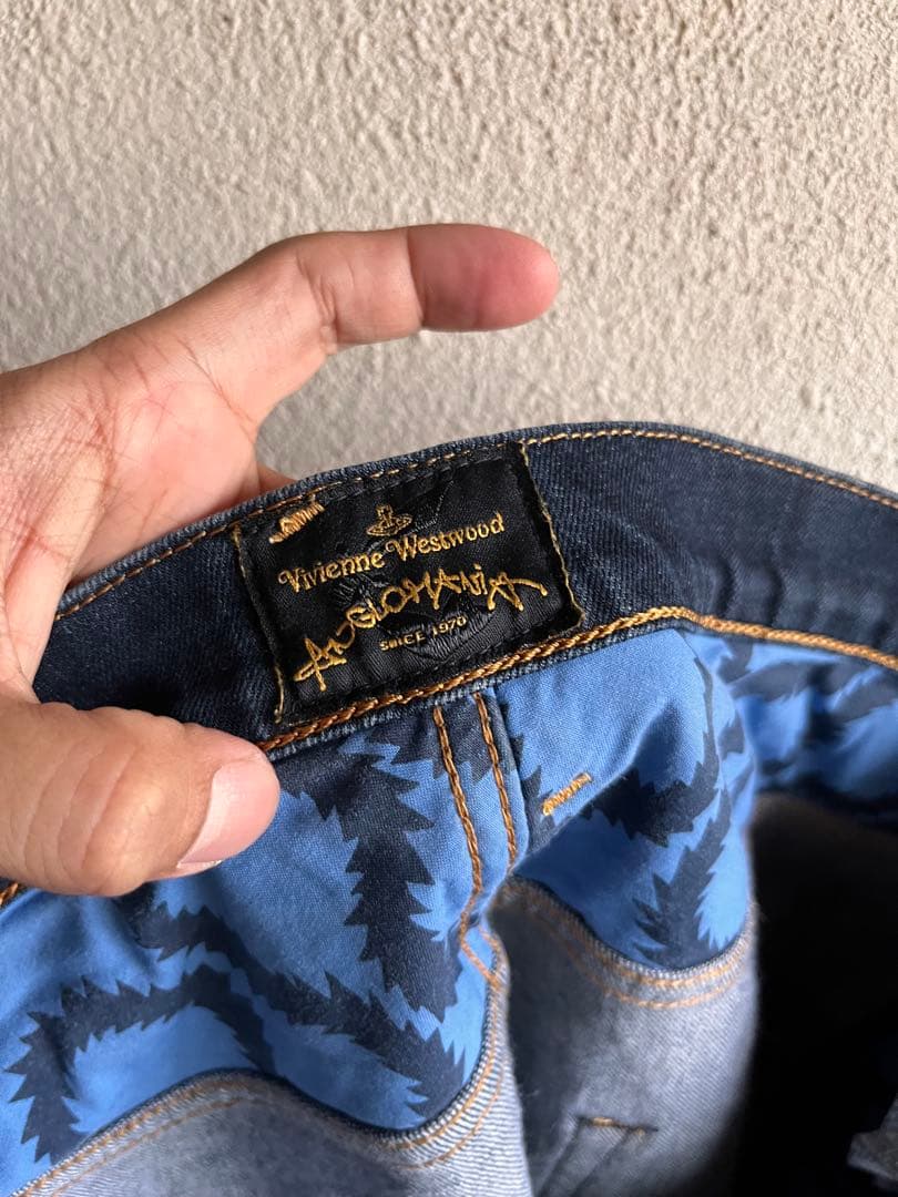 現行 VIVIENNE WESTWOOD デニム w32 パンツ ボトム ロゴ 現行 VIVIENNE WESTWOOD デニム w32 パンツ ボトム ロゴ