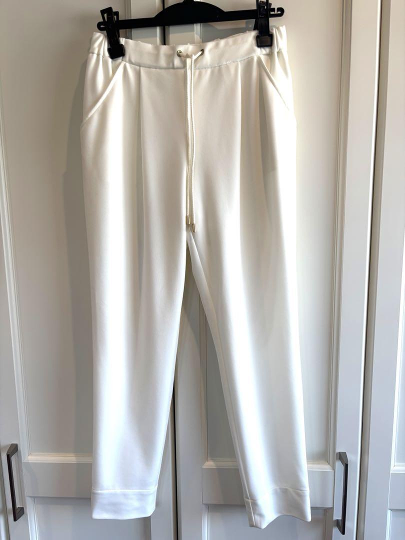 美品★ VICKY パンツ　ホワイト