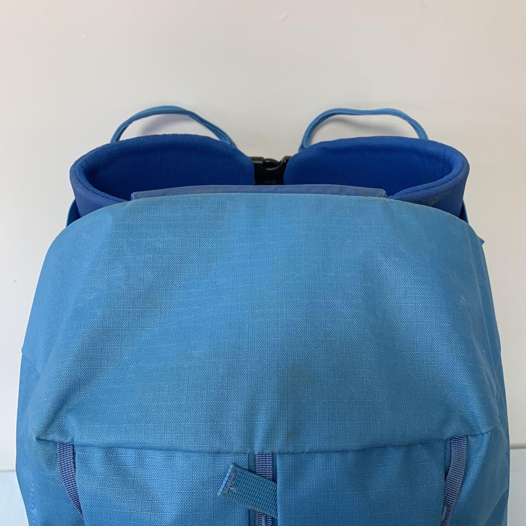 Patagonia アセンジョニスト55L 青