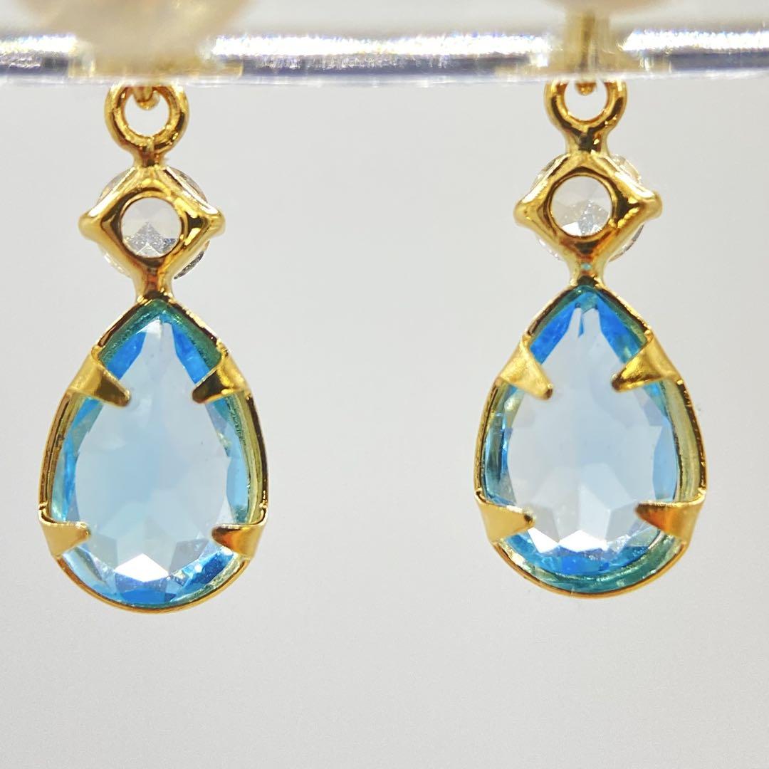 安心国内製造✨アクアマリン✨ホワイトトパーズ✨k18刻印あり✨18金両耳ピアス✨