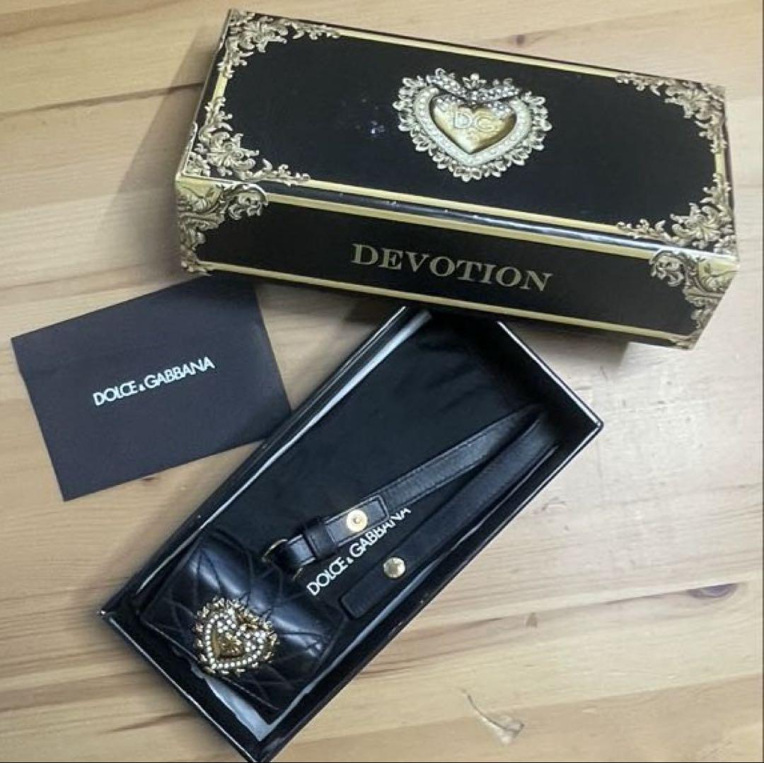 DOLCE & GABBANA AirPods ケース DEVOTION本革 - メルカリ