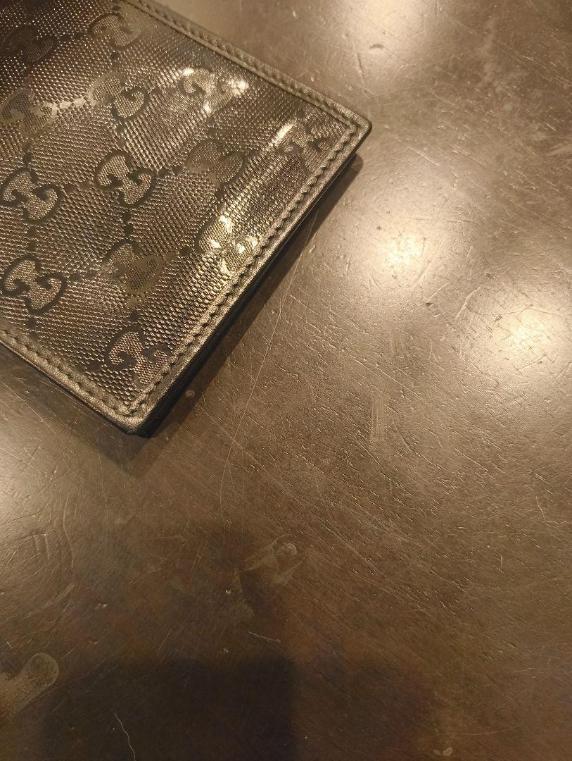 GUCCI ブラック GGパターン 二つ折り財布