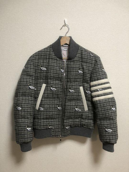 ブラック系,M日本最級 トムブラウン THOM BROWNEカルガモ 刺繍 4bar ツイード40 ブルゾン メンズブラック系M¥44,280-compucenter.pe ブラック系,M日本最級 トムブラウン THOM BROWNEカルガモ 刺繍 4bar ツイード40 ブルゾン メンズブラック系M¥44,280-compucenter.pe