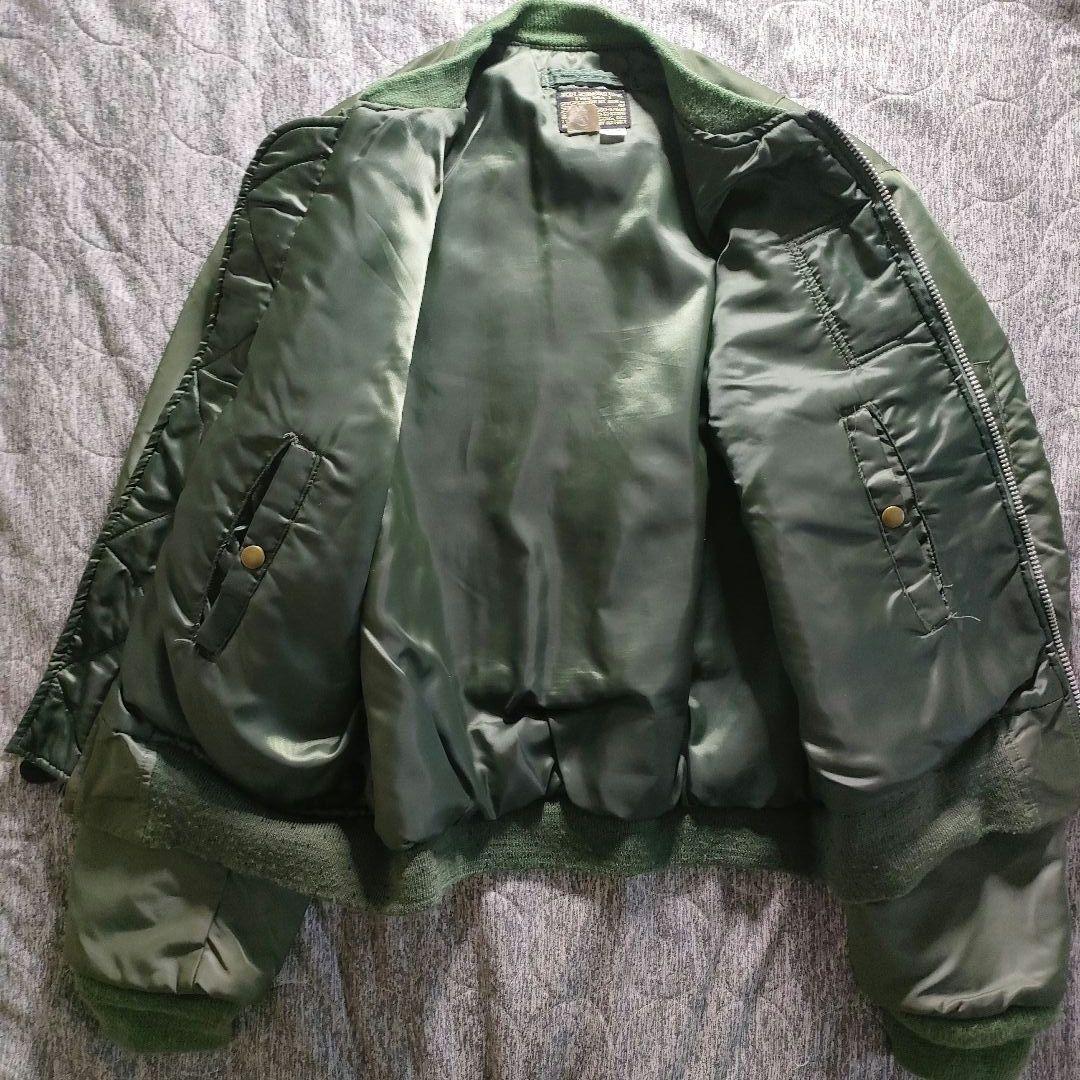MA-1 フライトジャケット