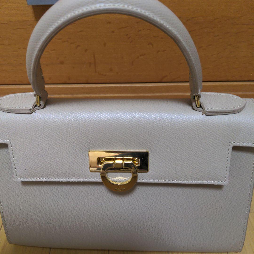 【美品】カルボッティ　carbotti エレナ　トープ カルボッティ CARBOTTI ELENA ハンドバッグ 243-TAUPE