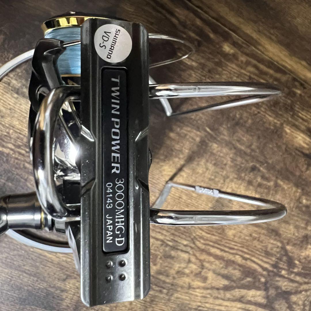 【送料込】 美品 シマノ 20 ツインパワー 3000MHG