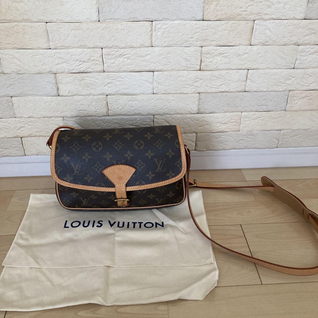Louis Vuitton ショルダーバッグ モノグラム ソローニュ　斜めがけ