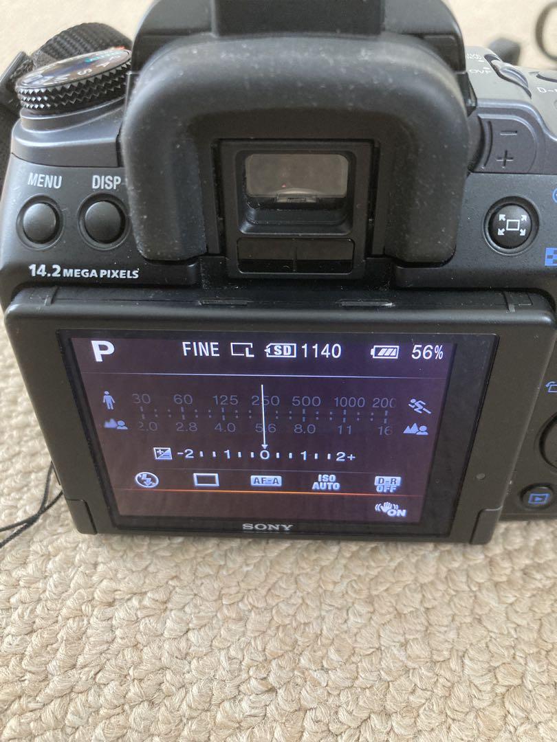 SONY α550 デジタル一眼レフカメラDT18-55mmレンズ