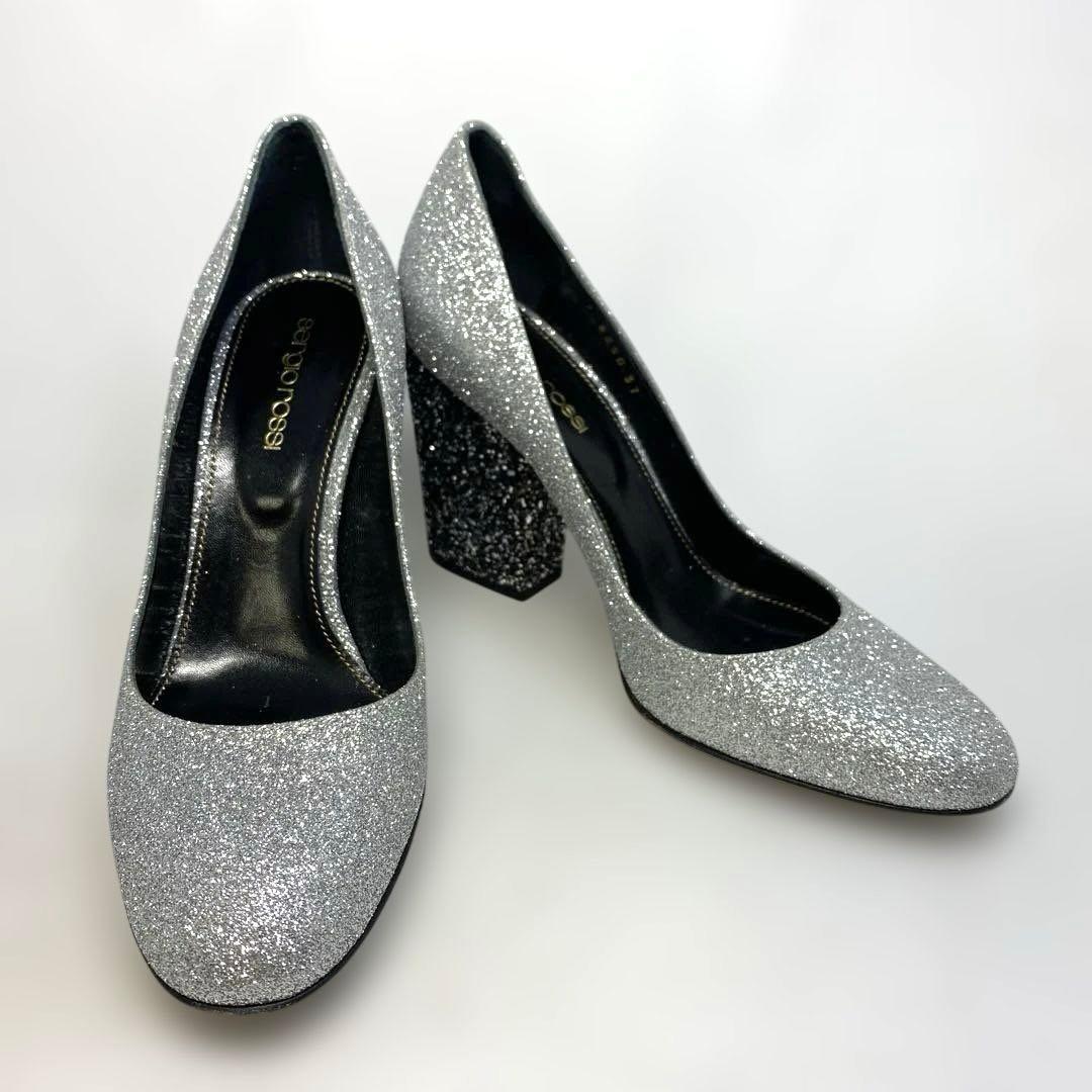 セルジオロッシ 箱付 シルバーラメ パンプス サイズ表記「37」23.5センチ セルジオロッシ 箱付 シルバーラメ パンプス サイズ表記「37」23.5センチ