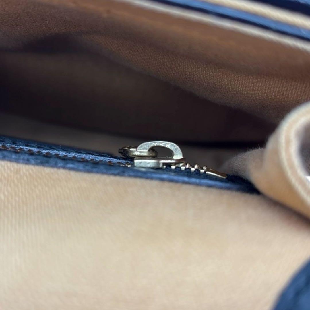 ハンティングワールド 斜めがけ可