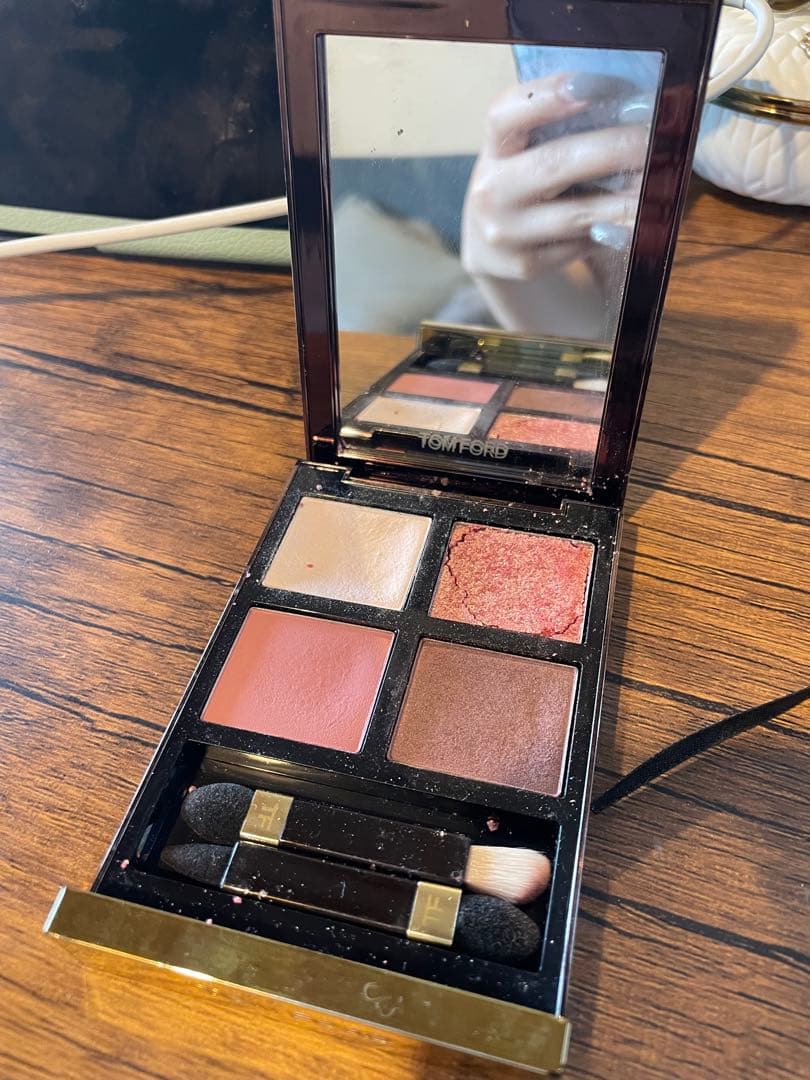 TOM FORD アイシャドウパレット 30 Insolent Rose ローズ
